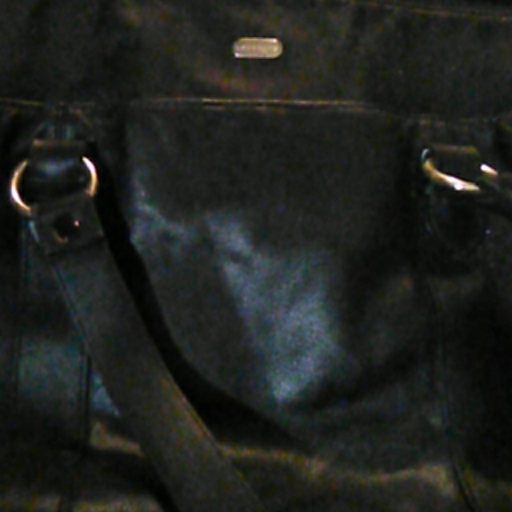 Name brand purses name brsnd clothes and shoes